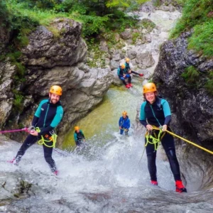 Kanjoning v potoku Fratarica