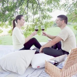 Piknik v krošnjah dreves Park Geoss